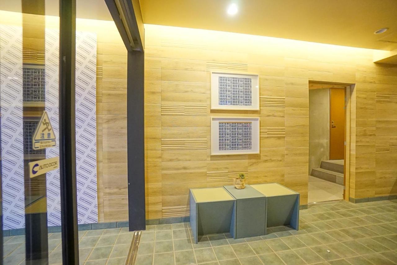 Earthmans Osaka-Jo Aparthotel Exteriör bild